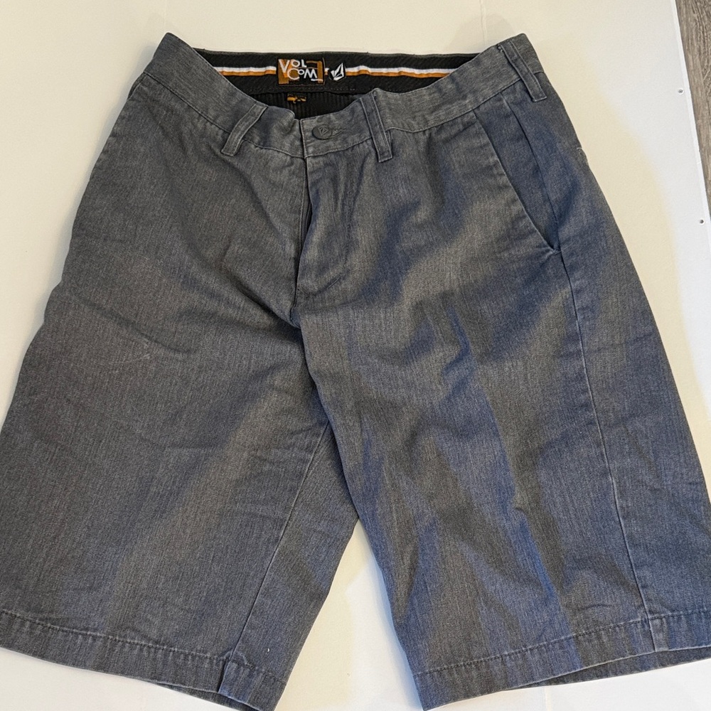 Volcom Men's Charcoal Gray Flat-Front Shorts